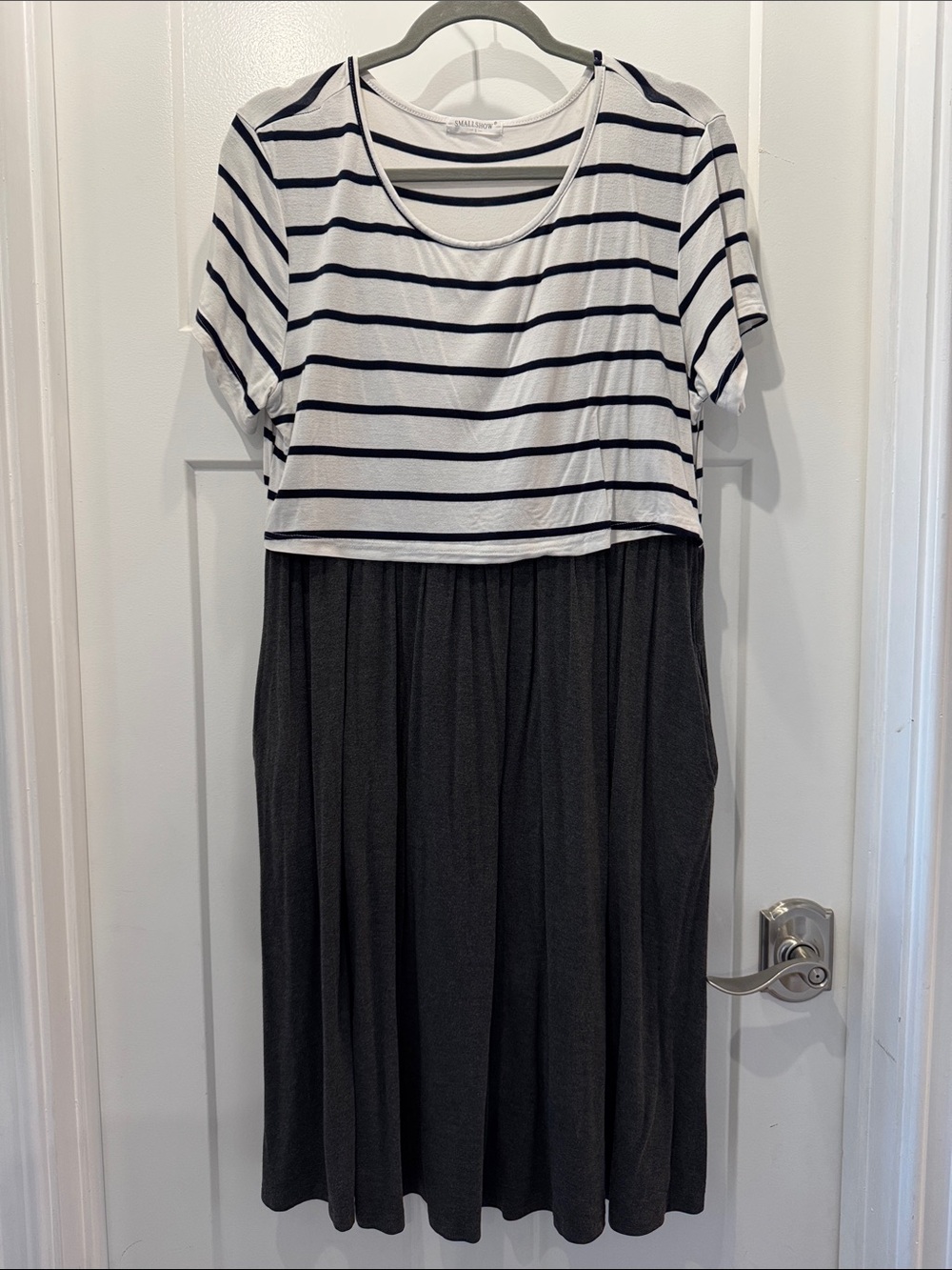 Smallshow Women’s Nursing/ Breastfeeding Striped Top Style Dress Size Large